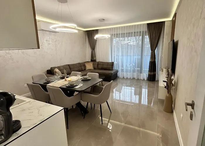 Апартаменти Le Bijou Lauta Forest Пловдив